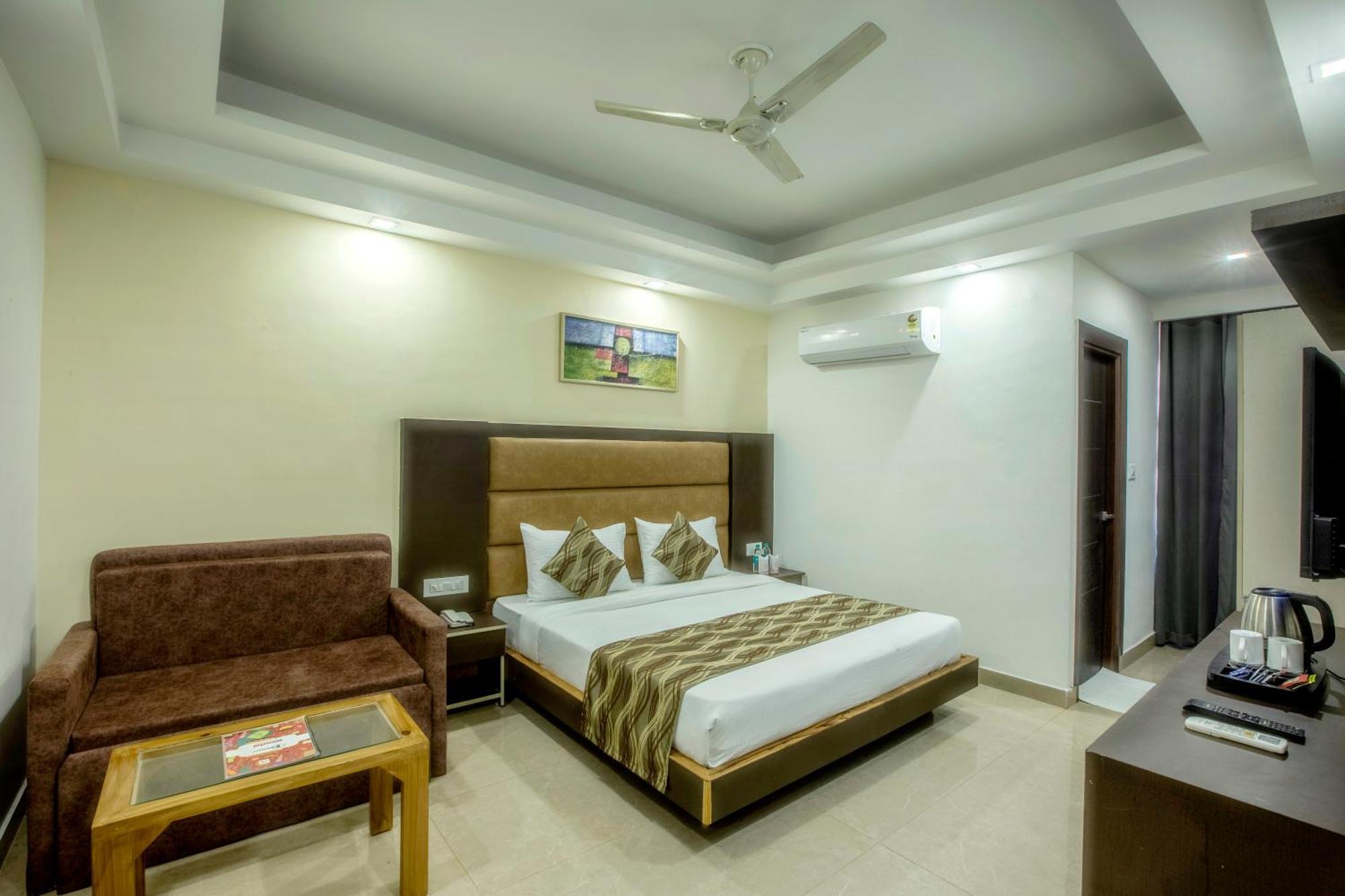 Hotel Delhi Aerocity Inn Neu-Delhi Exterior foto